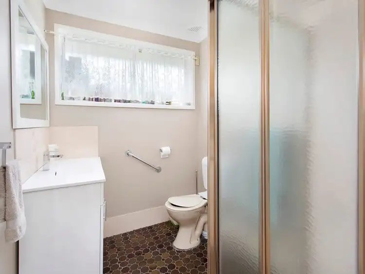 Sixth view of Homely house listing, 15 Brigadoon Circuit, Oak Flats NSW 2529