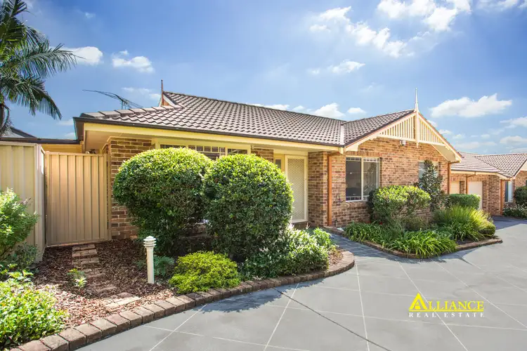 7/827 Henry Lawson Drive, Picnic Point NSW 2213