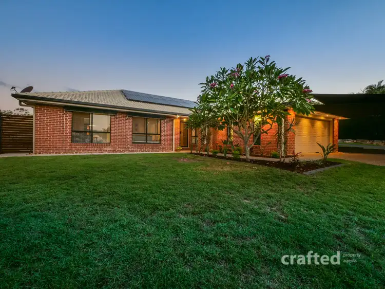 8 Glenelg Place, Parkinson QLD 4115