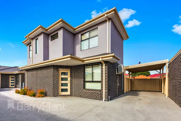 2/142 Biggs Street, St Albans VIC 3021