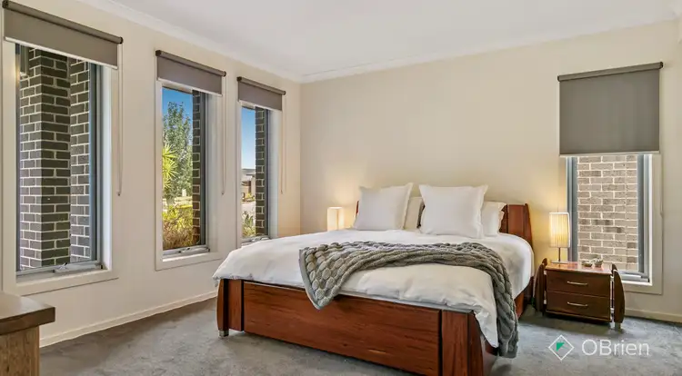 Sixth view of Homely house listing, 3 Ethereal Way, Sandhurst VIC 3977