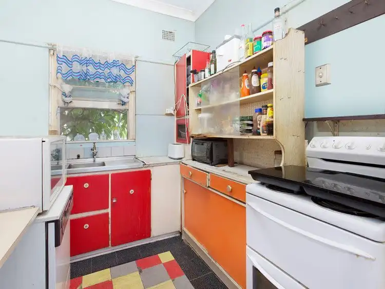 Fifth view of Homely house listing, 194 Northcliffe Drive, Warrawong NSW 2502