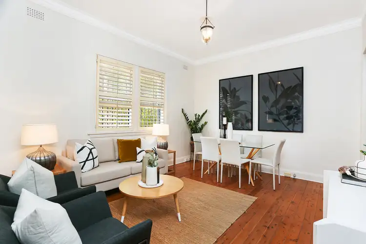 2/6 Council Street, Bondi Junction NSW 2022