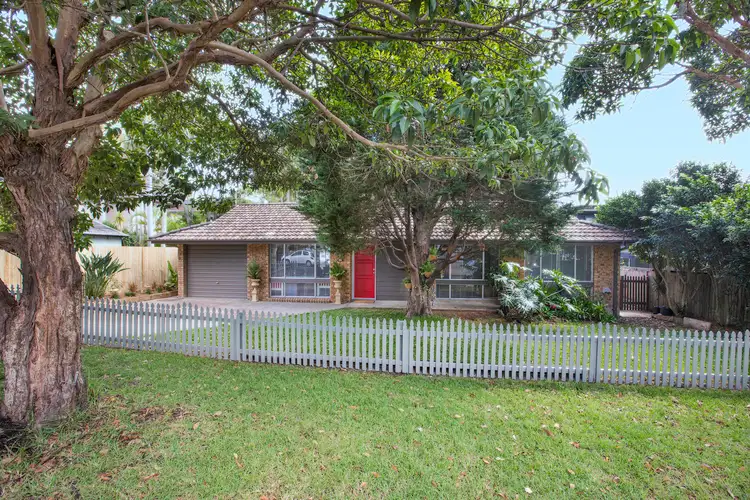 49 Soldiers Ave, Freshwater NSW 2096