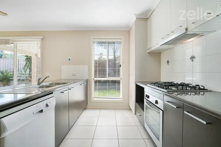 11 Kurrajong Crescent, West Albury NSW 2640