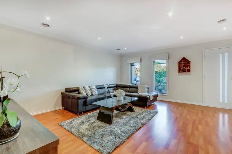 Sixth view of Homely house listing, 7 Braeside Walk, Caroline Springs VIC 3023