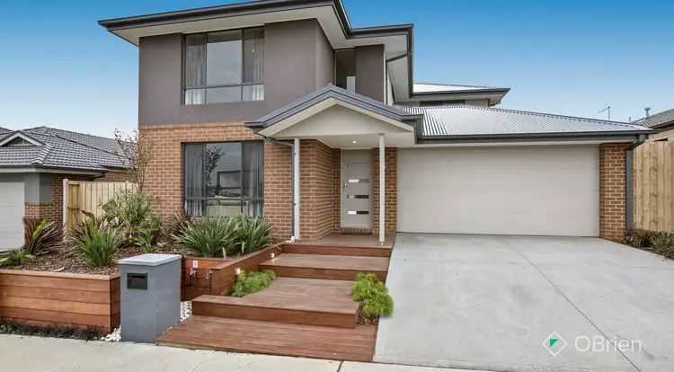 15 Trueman Street, Cranbourne West VIC 3977
