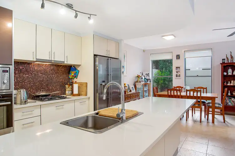 3045 Everglade Drive, Carrara QLD 4211