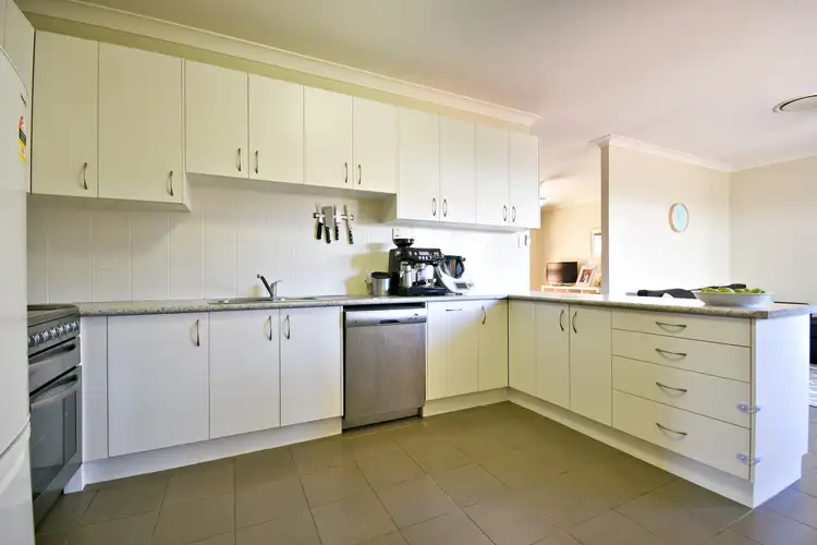 Fifth view of Homely semi-detached listing, 104 Short Street, Narromine NSW 2821