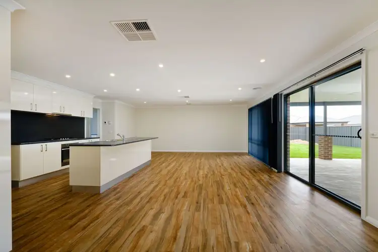 Fifth view of Homely house listing, 5 Sieben Street, Wodonga VIC 3690
