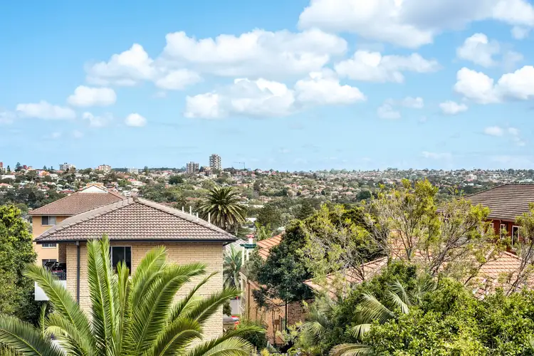 Second view of Homely apartment listing, 32/50 Crown Road, Queenscliff NSW 2096