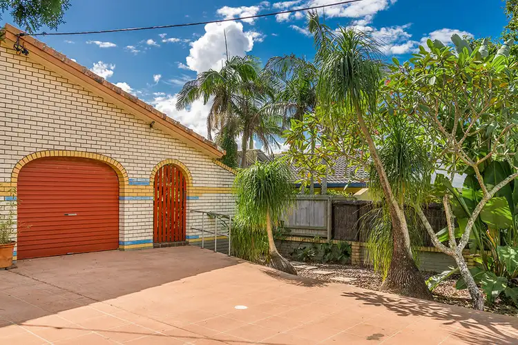 Second view of Homely house listing, 2/16 Armstrong Street, Suffolk Park NSW 2481