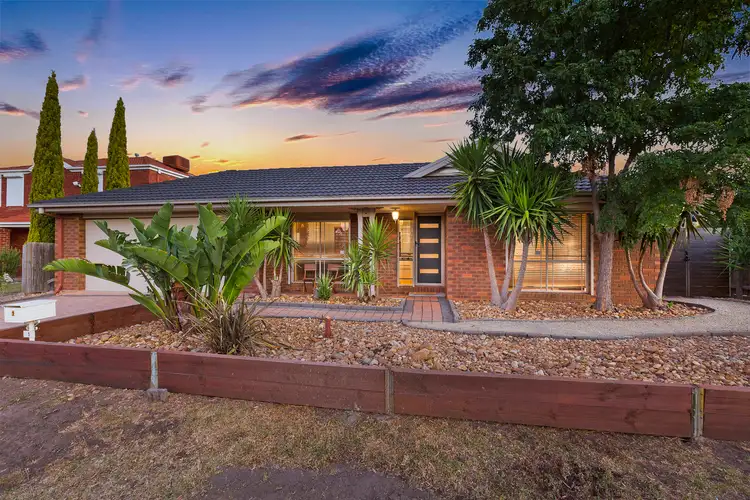 1 Rockwall Close, Sydenham VIC 3037