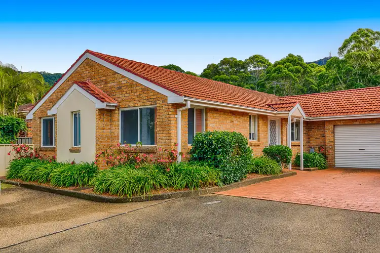 Main view of Homely villa listing, 4/4 Ewing Place, Balgownie NSW 2519
