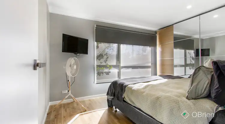 Fifth view of Homely unit listing, 1/406-407 Station Street, Bonbeach VIC 3196