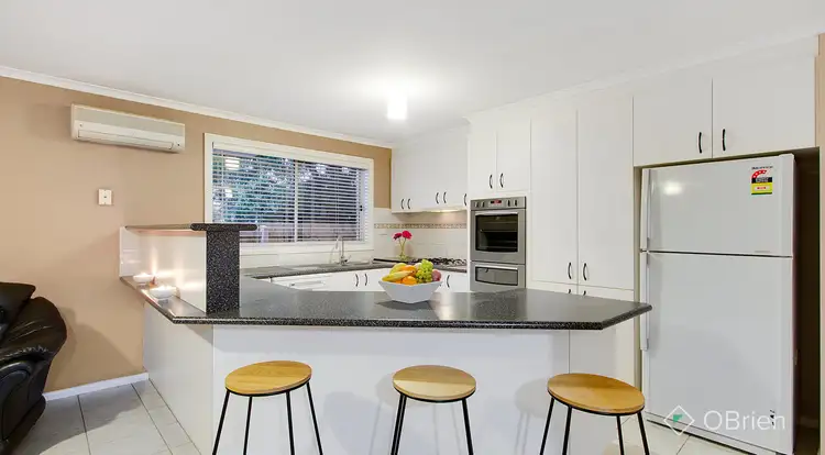 Fifth view of Homely house listing, 15 Merthyr Place, Aspendale Gardens VIC 3195