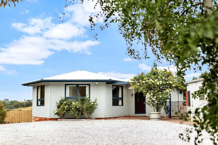 123 Oakwood Road, Oakbank SA 5243