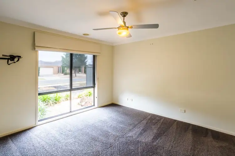 Sixth view of Homely house listing, 3 Amy Place, Echuca VIC 3564