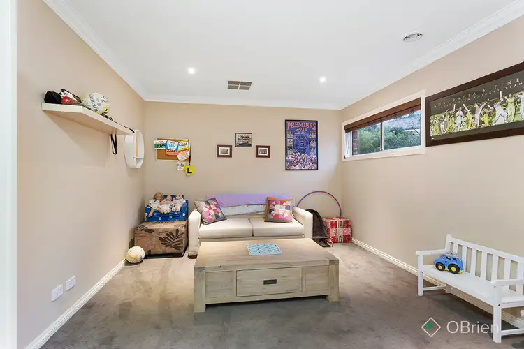 Fifth view of Homely house listing, 10 Crystal Court, Drouin VIC 3818