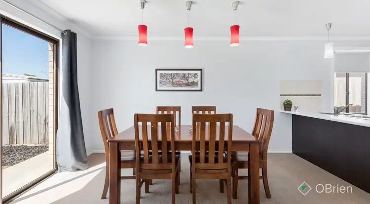 Fifth view of Homely house listing, 2 St. Anthony Court, Carrum Downs VIC 3201