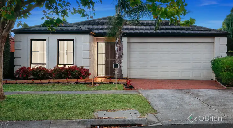 1 Governor Arthur Drive, Patterson Lakes VIC 3197