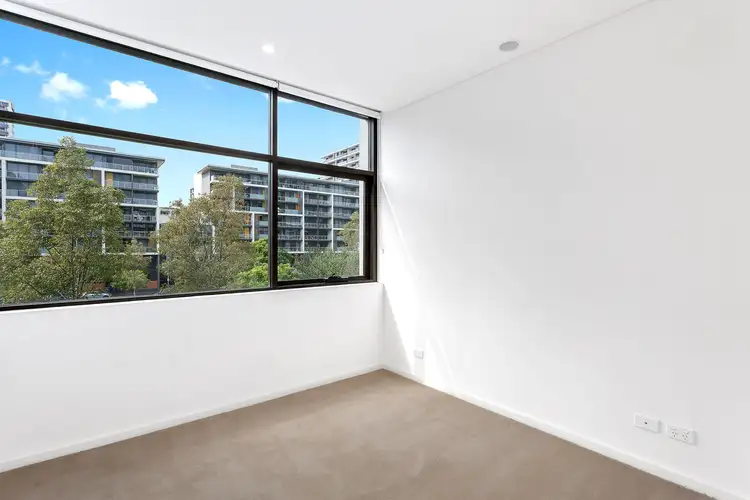 Fifth view of Homely apartment listing, 312/1 George Julius Avenue, Zetland NSW 2017