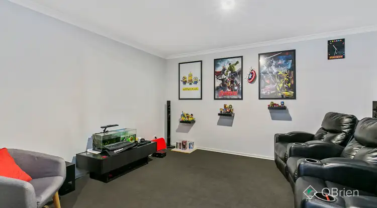 Second view of Homely house listing, 3 Steinbeck Lane, Narre Warren VIC 3805