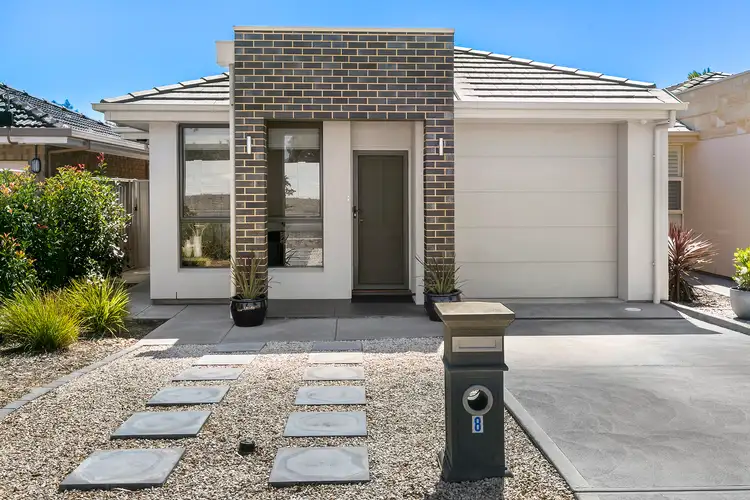 8 Westmoreland Road, Grange SA 5022