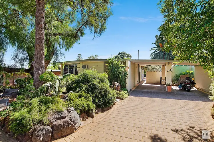 10 Loral Street, Para Hills SA 5096
