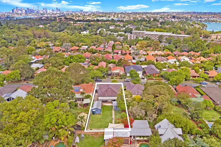 32 Hillcrest Avenue, Gladesville NSW 2111