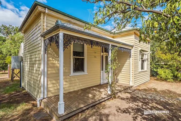 32 Adair Street East, Maldon VIC 3463