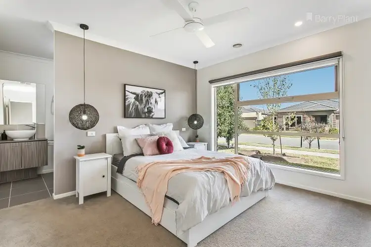 Sixth view of Homely house listing, 34 Fieldstone Crescent, Cranbourne North VIC 3977