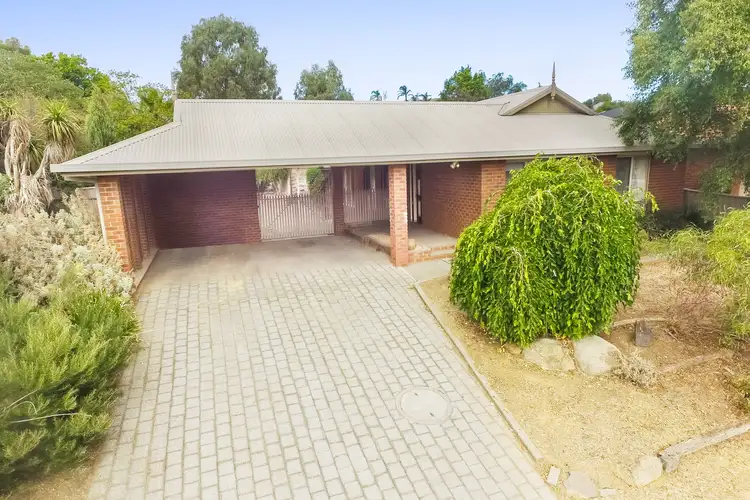 10 Sovereign Court, Strathdale VIC 3550