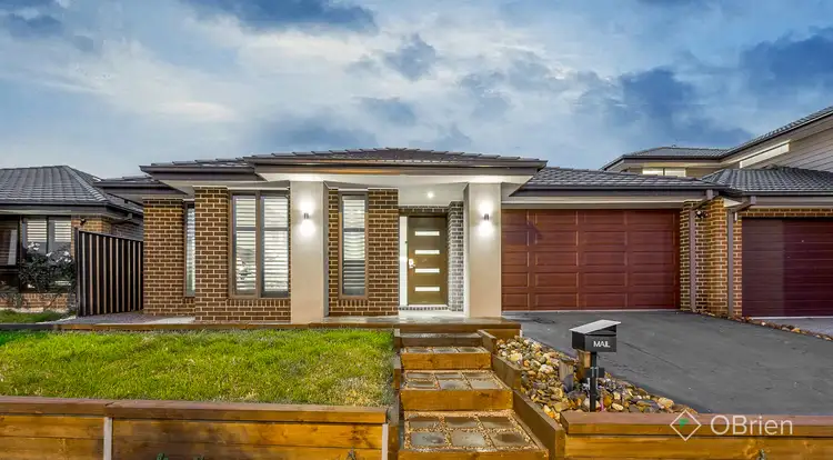 11 Kilmarnock Way, Clyde North VIC 3978