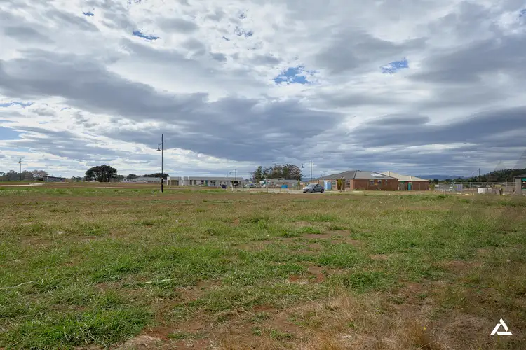 13 Coventry Drive, Warragul VIC 3820