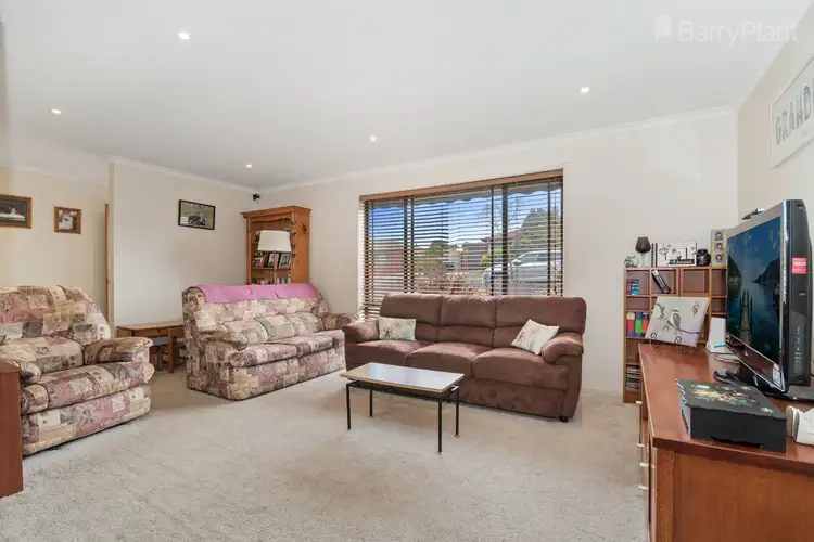 Second view of Homely house listing, 19 William Drive, Kangaroo Flat VIC 3555
