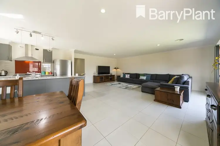 Fifth view of Homely house listing, 15 Chantenay Parade, Cranbourne North VIC 3977