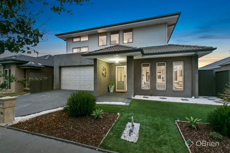 Main view of Homely house listing, 15 Page Close, Pakenham VIC 3810