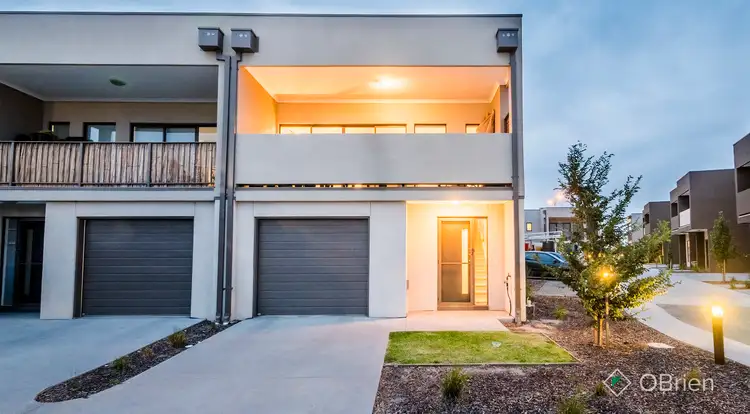 35 Freshfields Drive, Cranbourne North VIC 3977