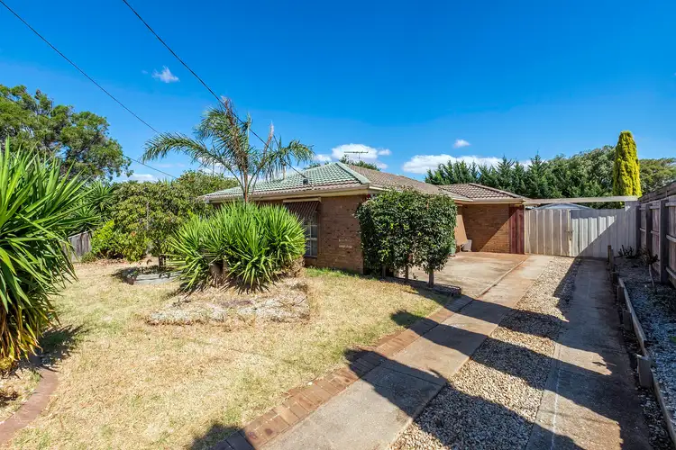 34 Lachlan Road, Melton South VIC 3338