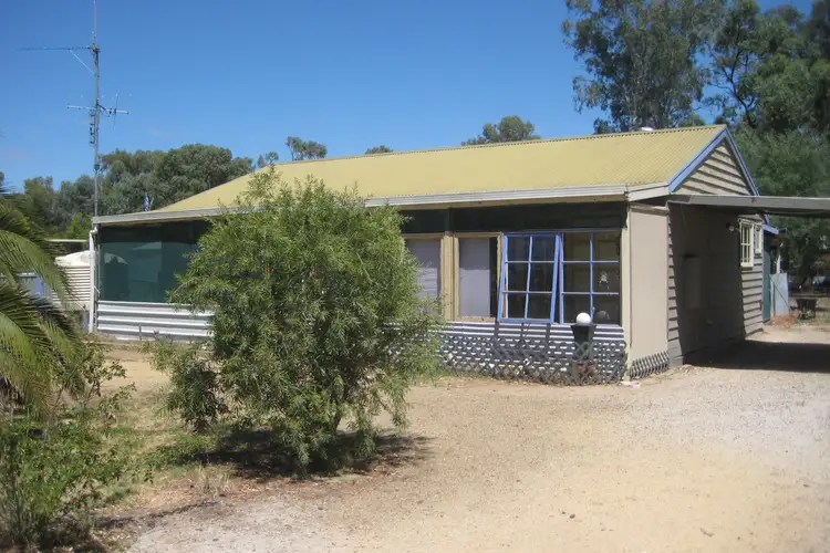 34 Moor Street, Barmah VIC 3639