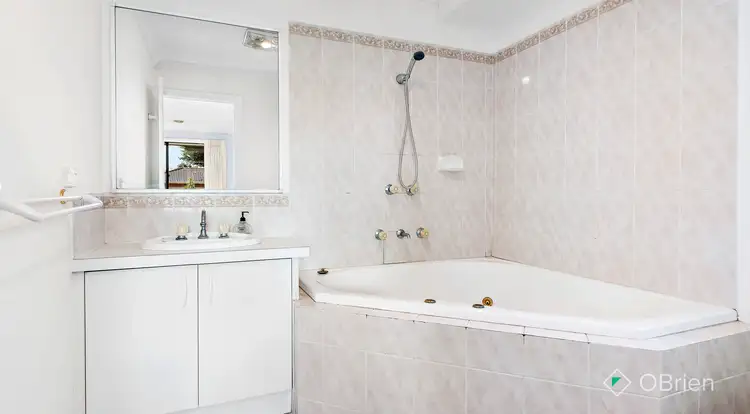 Sixth view of Homely house listing, 28 Rundle Drive, Carrum Downs VIC 3201