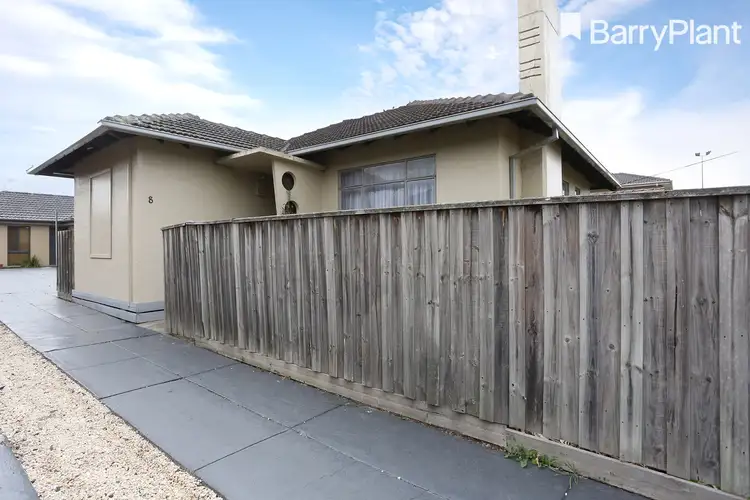 8 Mitchell Court, Glenroy VIC 3046
