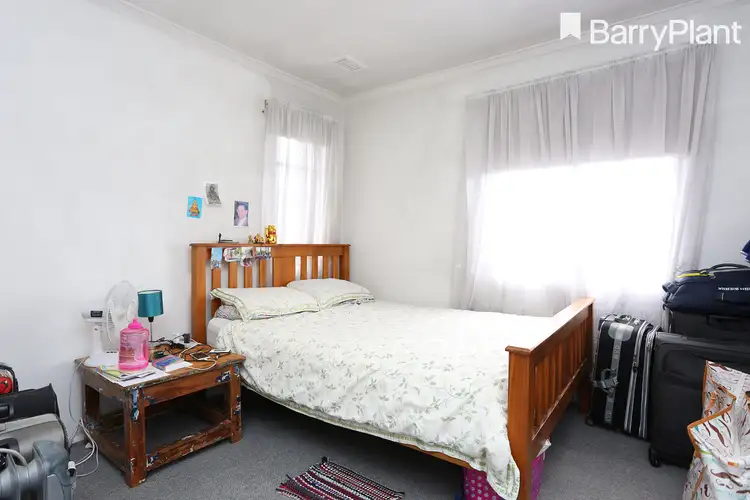 Fifth view of Homely house listing, 8 Mitchell Court, Glenroy VIC 3046