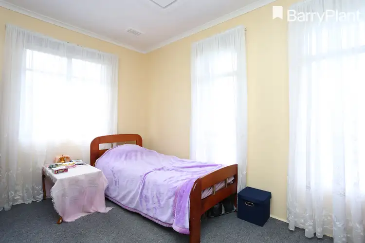 Sixth view of Homely house listing, 8 Mitchell Court, Glenroy VIC 3046