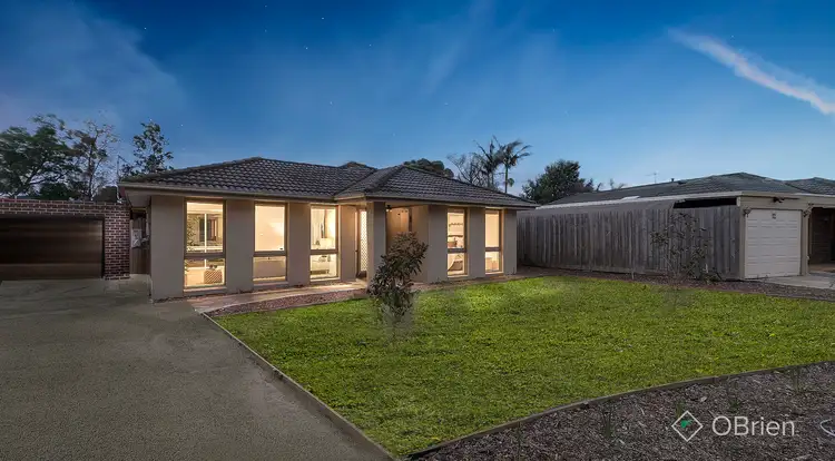 14 Cook Court, Cranbourne North VIC 3977