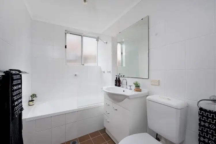 Fourth view of Homely apartment listing, 6/52 Greenwich Road, Greenwich NSW 2065