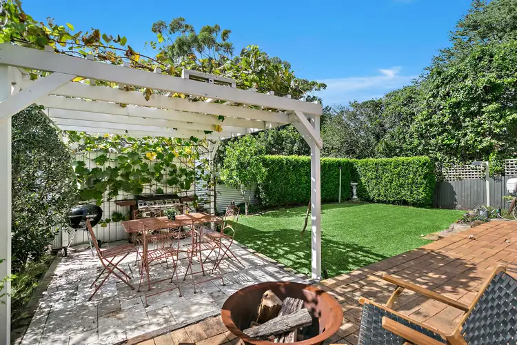 71 Phillip Street, Thirroul NSW 2515