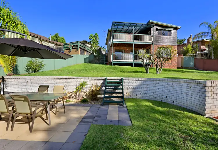 25 Lalor Crescent, Engadine NSW 2233