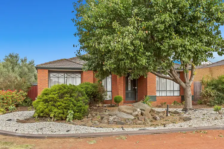 1 Perret Walk, Sydenham VIC 3037